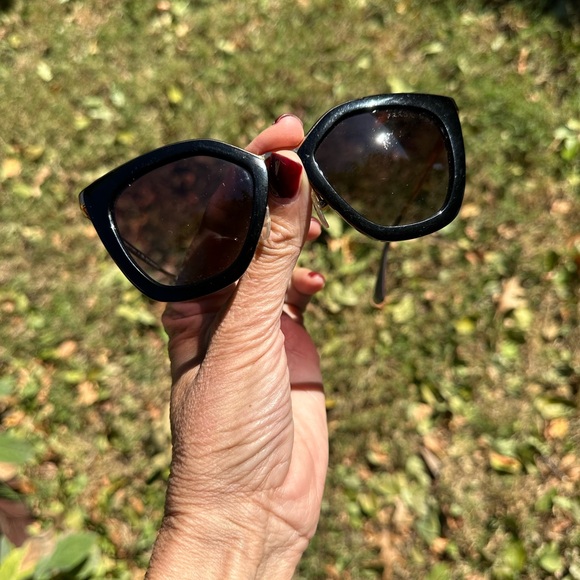 PRADA black and gold sunglasses SRP 53s - Picture 15 of 16